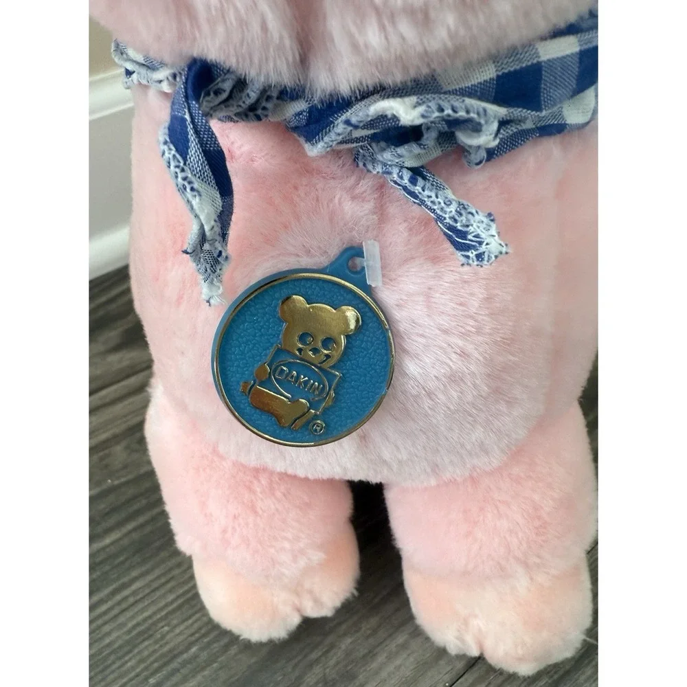 Vintage‎ 1986 Dakin Plush Pink Pig Sitting Stuffed Animal Blue Checkered Bandana